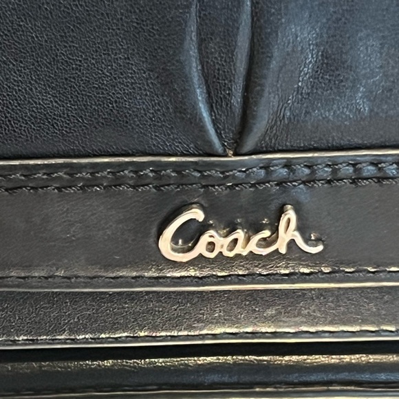 Coach Soho Black Leather Wallet - Picture 3 of 11